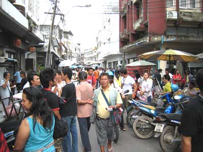 Gem Dealers on Chanthaburis Gem Market