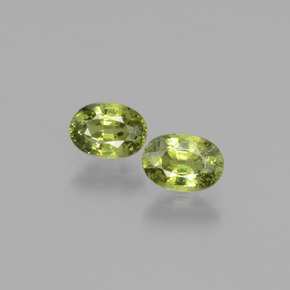 Verde bosque claro Granate Demantoide Gema - 0.6ct Forma ovalada (ID: 276484)