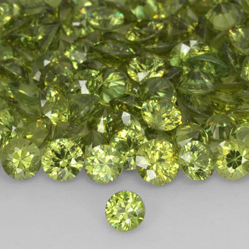 green garnet demantoid