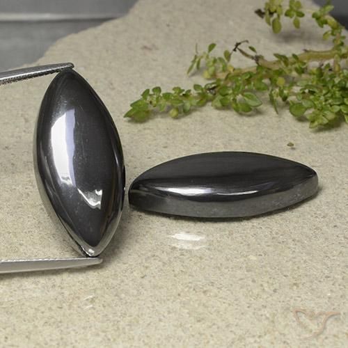 Gris foncé Hématite gemme - 35.2ct Marquise Cabochon (ID: 491882)