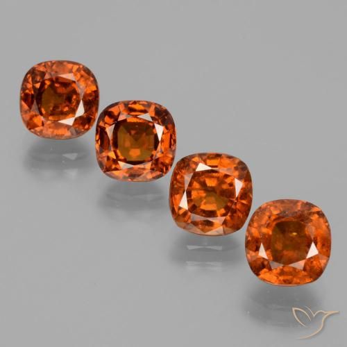 Orange foncé Grenat Hessonite gemme - 1.9ct Coussin-coupe (ID: 396000)