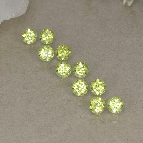 1.32ct Round Cut Peridot Gemstones | 3 mm | From China | GemSelect