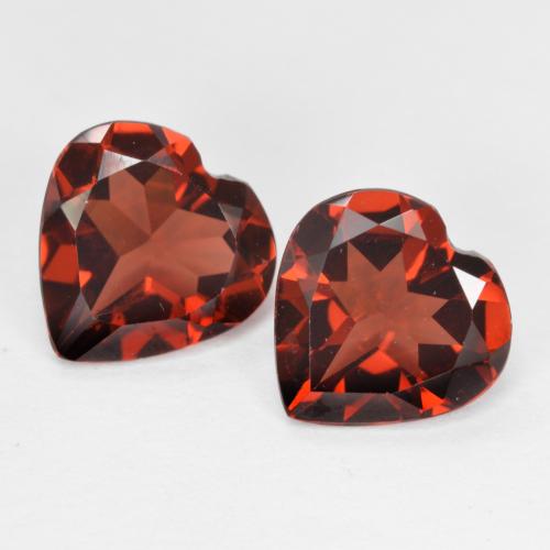 Rouge écarlate Grenat Pyrope gemme - 1.7ct Coeur facette (ID: 591674)