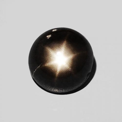 Loose 0.86 ct Round Black Star Sapphire Gemstone for Sale, 5.3 mm
